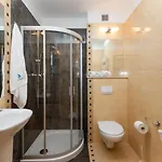 Zdrojowa By Renters Apartament *