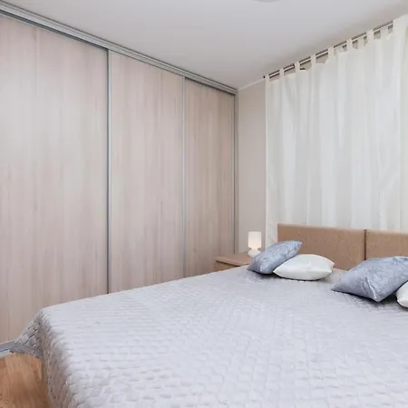 Lägenhet Zdrojowa By Renters *